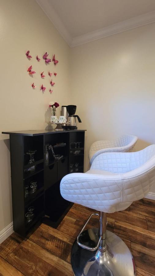Apartamento Adorable Modern With Full Kitchen *